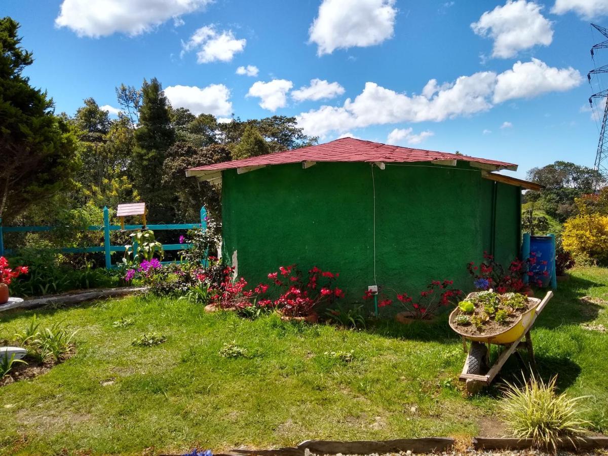 Hospedaje Santaelena -Chalets De Montana- Santa Elena  Exteriör bild