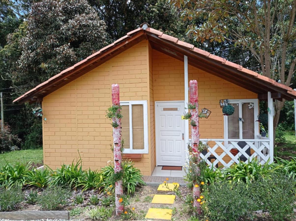 Hospedaje Santaelena -Chalets De Montana- Santa Elena  Exteriör bild