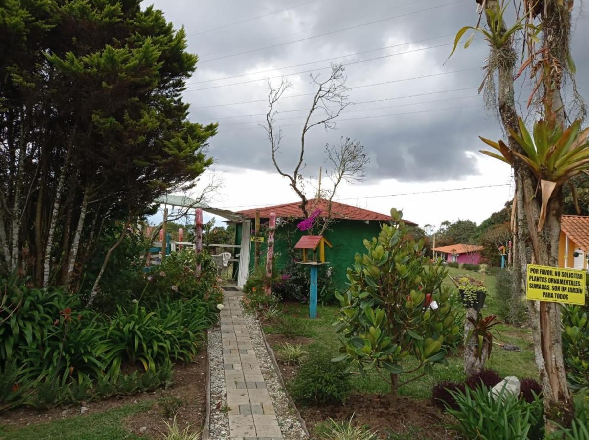 Hospedaje Santaelena -Chalets De Montana- Santa Elena  Exteriör bild