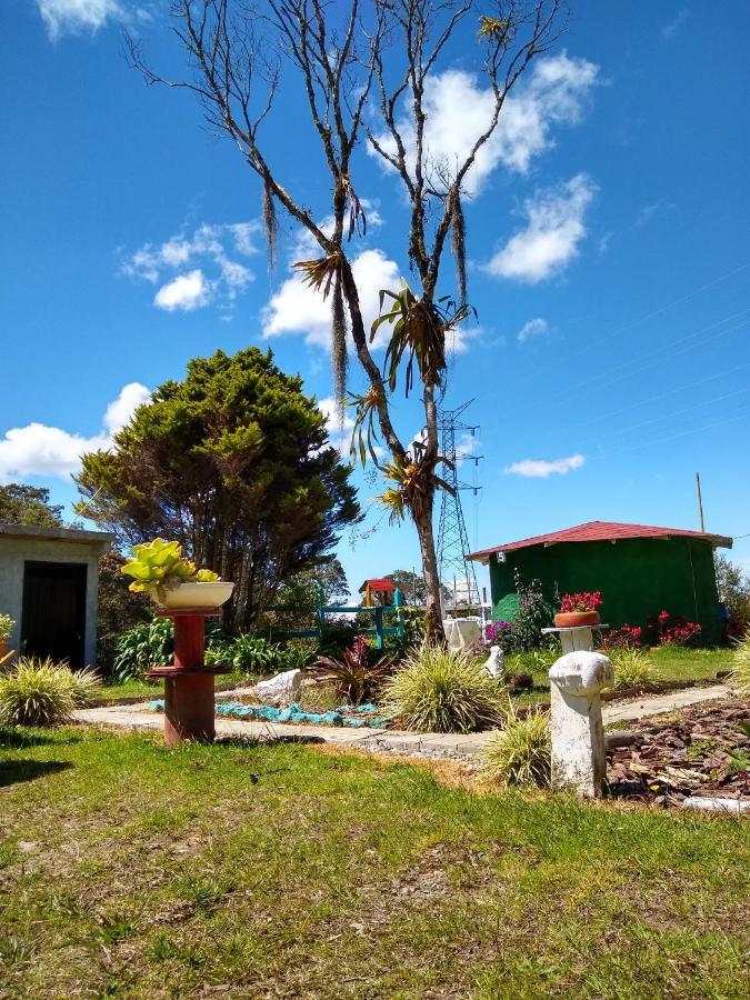 Hospedaje Santaelena -Chalets De Montana- Santa Elena  Exteriör bild
